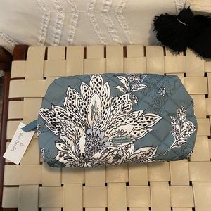 NWT Vera Bradley Large Cosmetic Bag in Tiger Lily Blue Oar Performance Twill